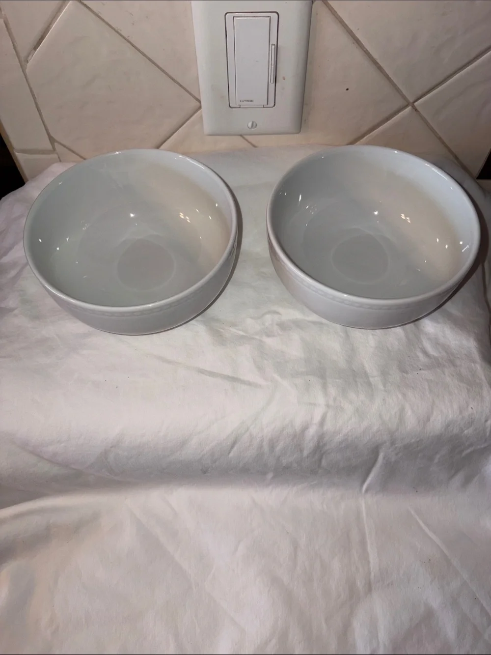 Like new Apilco beaded hemstitch Bowl Porcelain Dinnerware White set of 2 France